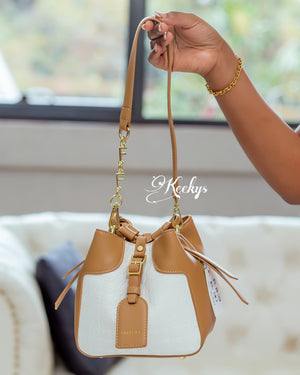 'Its That' bucket bag