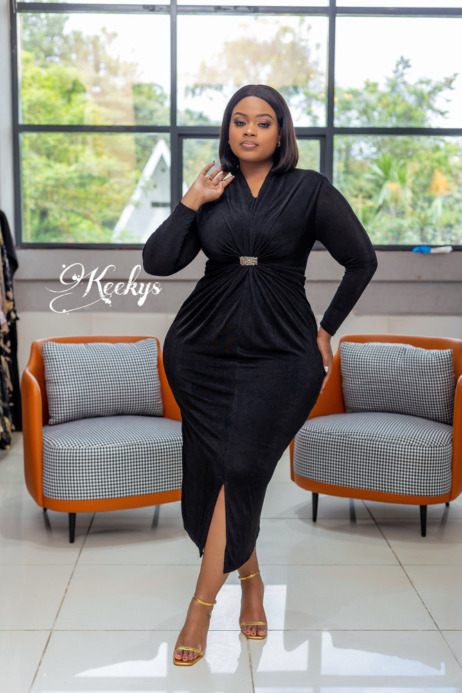 Elegant plus babe midi dress